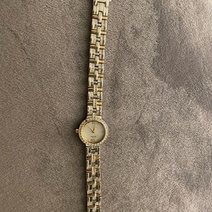 WOMENS Citizen Watch BLING.  Ecodrive, missing 2 stones